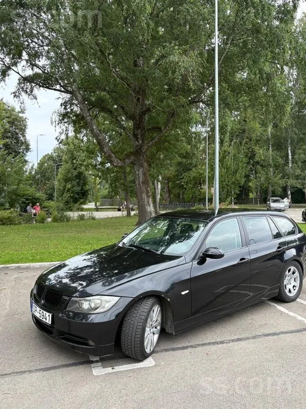 BMW BMW 320d Touring (Universāls) – 2006. gads, melns