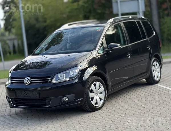 Volkswagen Facelift Touran Benzīns Automāts