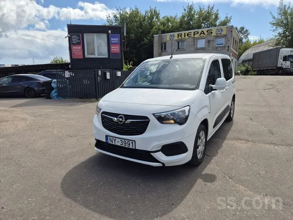 Opel Opel Combo Life 1.5l dīzelis. 56kw 