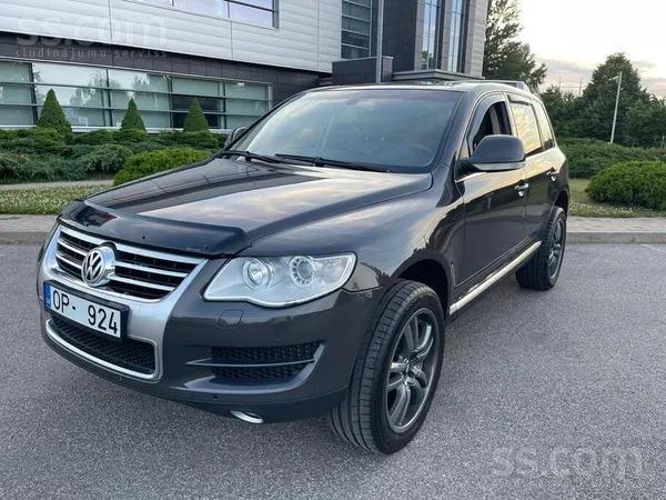 Volkswagen Auto labā stāvoklī pēc apkopes ar oriģinālo noskre