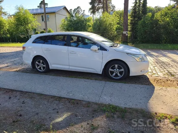 Toyota Pārdod Toyota Avensis 2.0 D4D. Viens saimnieks lv.