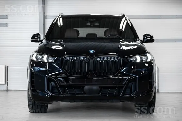 BMW BMW X5 G05 50E 490Zs X-Drive / Carbon-schwarz / Le