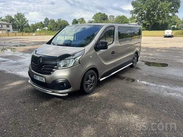 Renault Pārdod Renault Trafic Spaceklass garo bāzi, komple