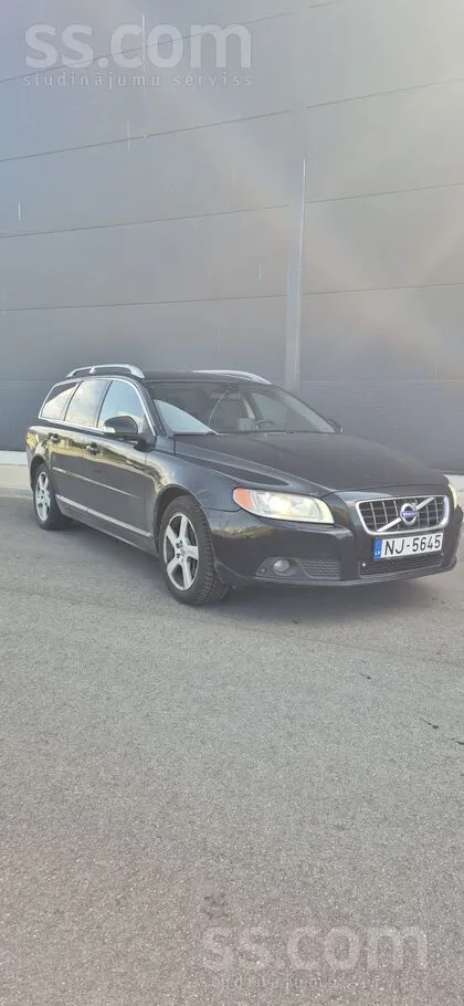 Volvo Pārdodas Volvo V70