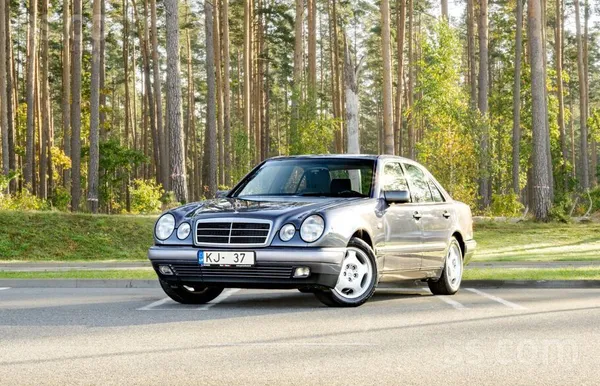 Mercedes Mercedes Benz E220 2.2l dīzelis. 70kKw
