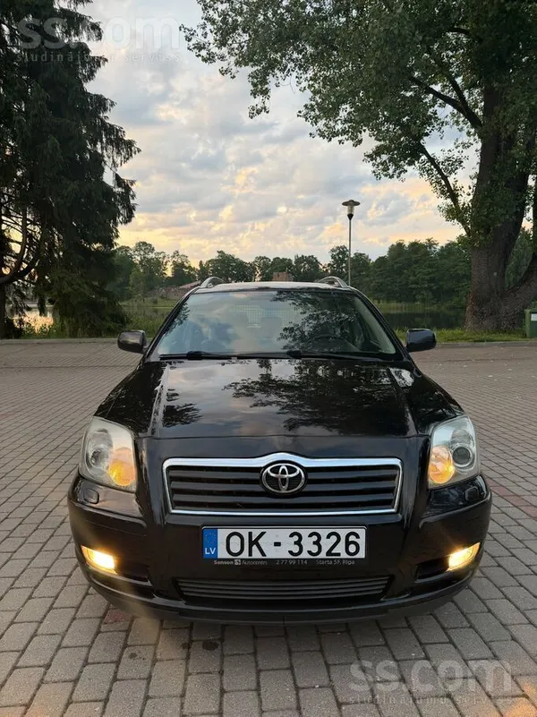 Toyota Pārdodu auto, vizuāli un tehniski labā stavokli. T