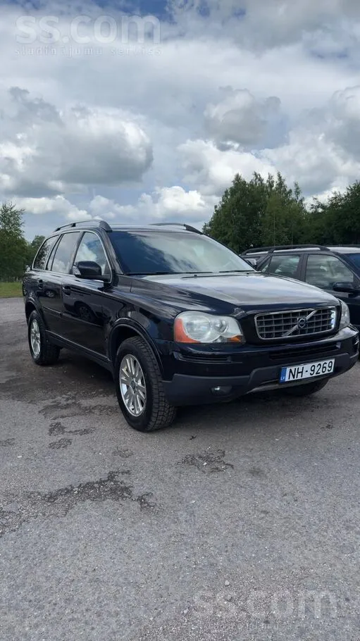 Volvo Sakarā ar jaunu auto iegādi, pārdodu koptu Volvo X