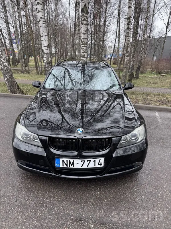 BMW Продаю бмв 3.0л 325D е91 145 кВ + качественный Чип