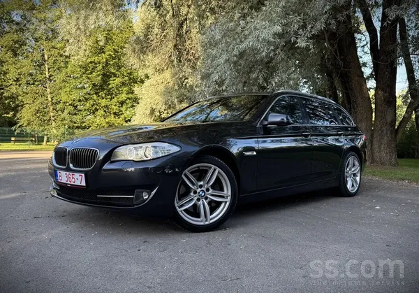 BMW Tikko no Nīderlandes BMW 530D F11 Hight Executive 