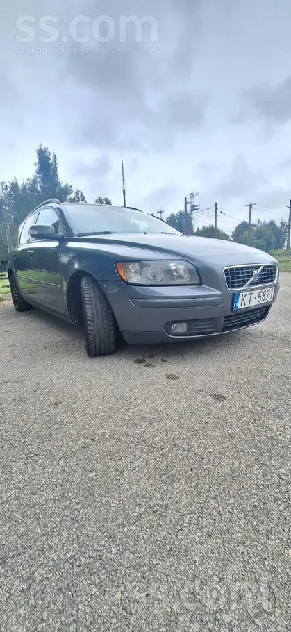 Volvo Продам Volvo v50, полностью на ходу, свежий техосм