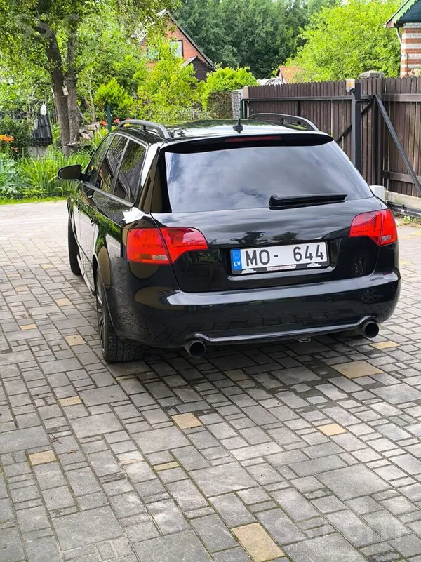 Audi Pārdodu audi a4 b7 S-laina 2.0 dīzeli ar125kw. 