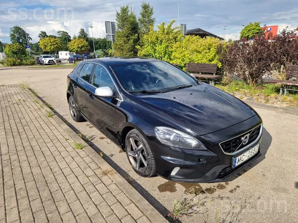 Volvo Volvo V40 R-Design D2, 2015. gads