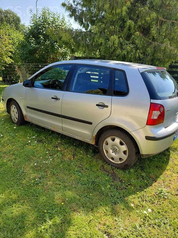 Volkswagen Pārdodas mazs ērts Polo. Tehniski apmierinošā stāv