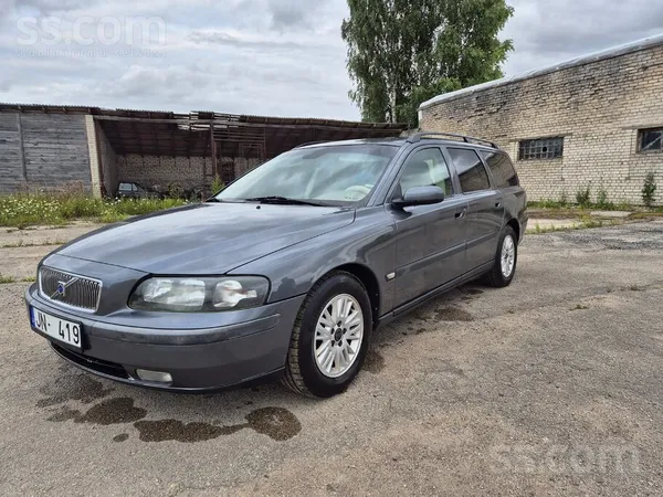 Volvo Auto tehniski labā stāvoklī, iegulsījumus neprasa.
