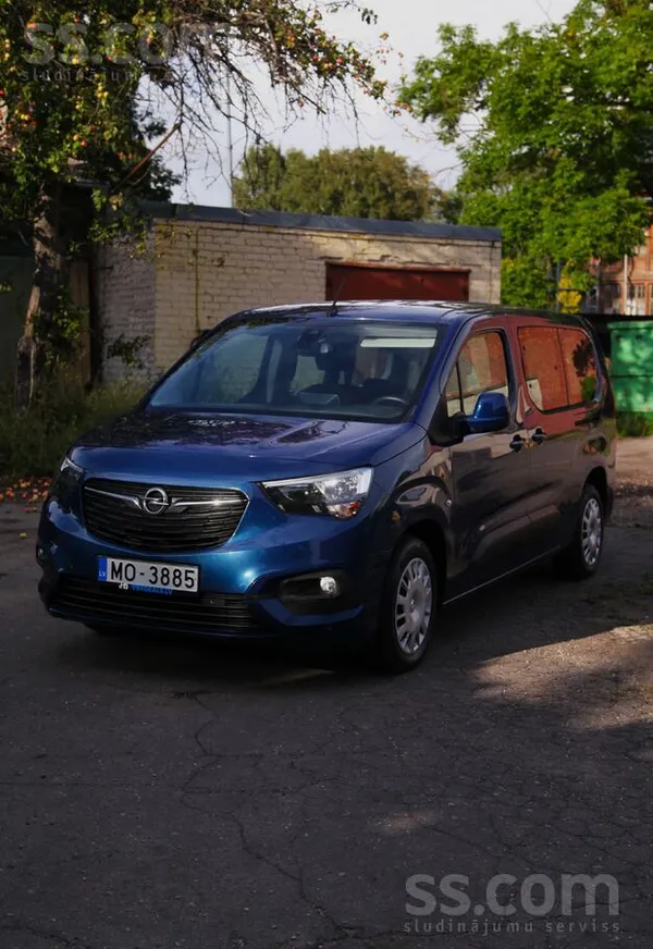 Opel Pārdošanā 2020. gada Opel Combo Life Long ar 1.5 d