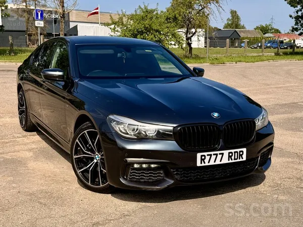 Pārdodu vai mainu BMW 730d M Sport (G11 Carbon Core), 2016. gads. 
Auto ir