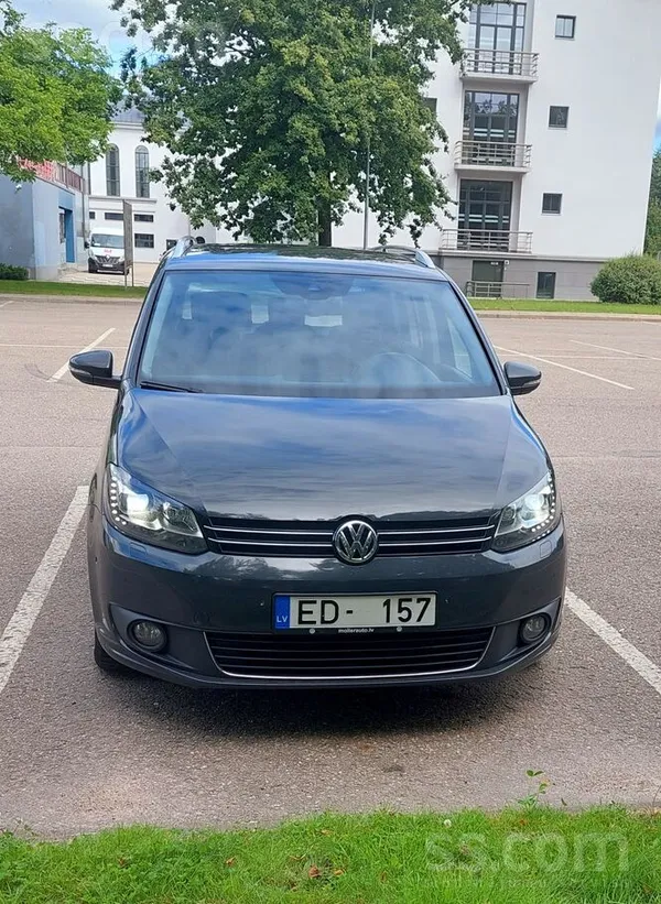 Volkswagen Pārdodu manu ļoti labi uzturēto VW Touran, atbrauc