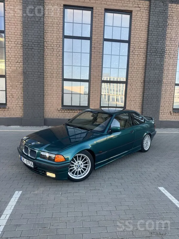 BMW BMW E36 Coupe 320i (M50B20)