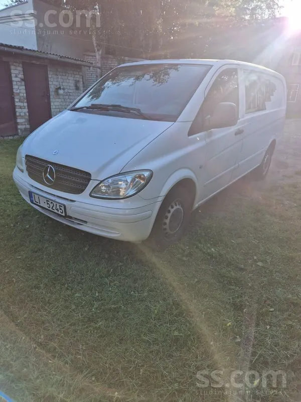 Mercedes Labs jaudīgs darba busiņš.