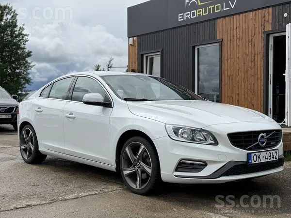 Volvo Volvo S60 R-Design 2.0 Volvo 5cilindru dzinējs. 