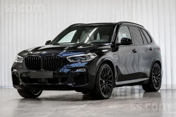 BMW X5 G05 45E 394Zs X-Drive M-Sportpaket Air Suspension Soft Close Park Ass