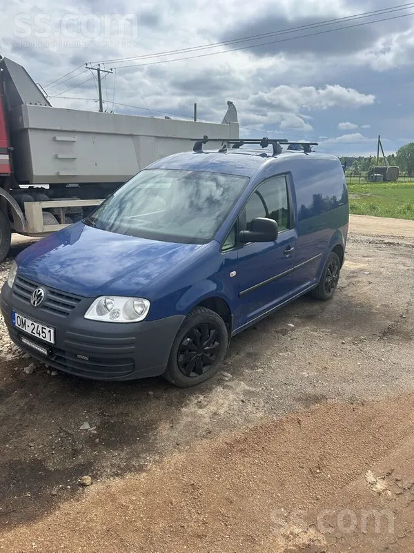 Volkswagen Pārdod labu bulkuvāģi, nesen nomains;spararats, br