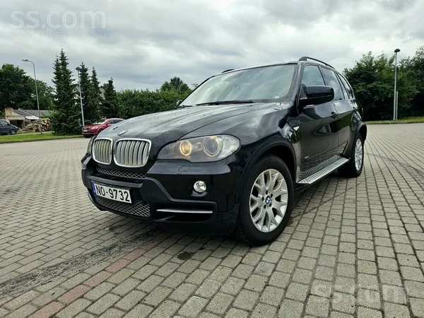 BMW Baudāms auto ar bagātīgu Aprīkojumu. 