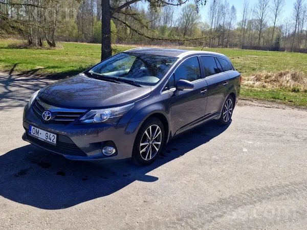 Toyota Tirgojas Laba Toyota Avensis 2015g augustā pirmā r