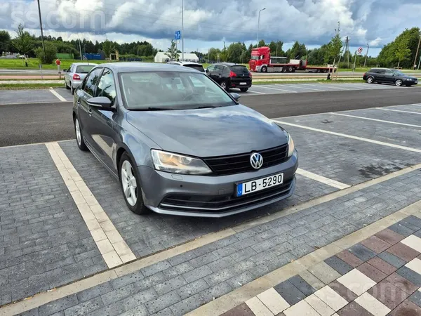 VW Jetta 2.0 Tdi 2017 g. decembris. Auto labā tehniskā stāvoklī, laicīgi vei