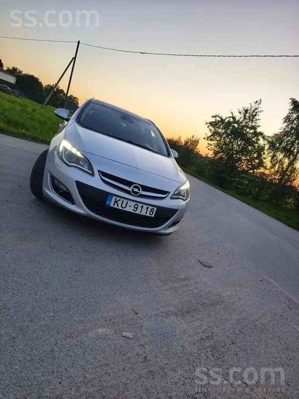 Opel Pardusu ar Labu komplektaciju apveltitu Opel Astru