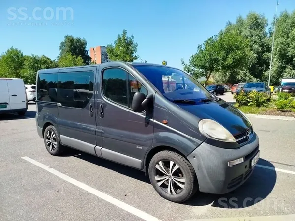 Opel Продается надежный и ухоженный Opel Vivaro с 1, 9-