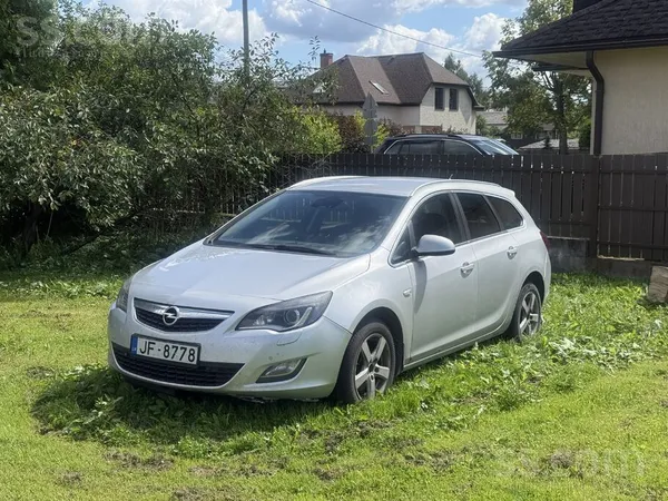 Opel Apskate līdz Decembrim. Tehniski labā stāvoklī. Vi