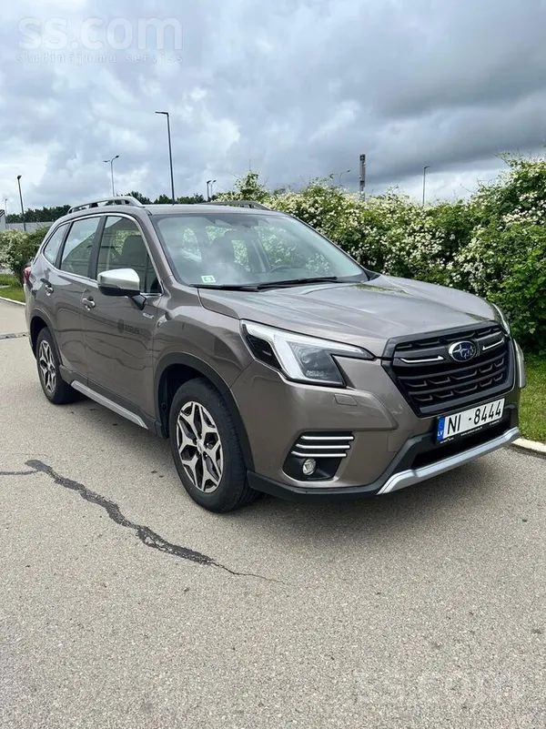 Subaru Pārdod Subaru Forester, lieliskā tehniskā un vizuā