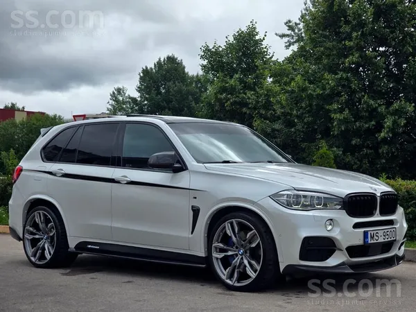 BMW BMW X5 M50d xDrive (F15) 2015 381 ZS 64 000 km