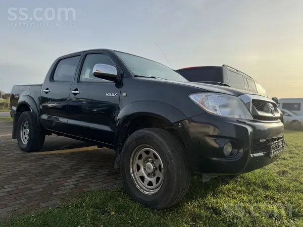 Toyota Isuzu D Max 2012g 12 men laba teh stavokli pilna m