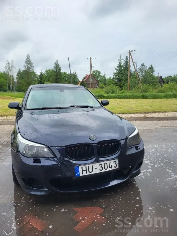 BMW 530