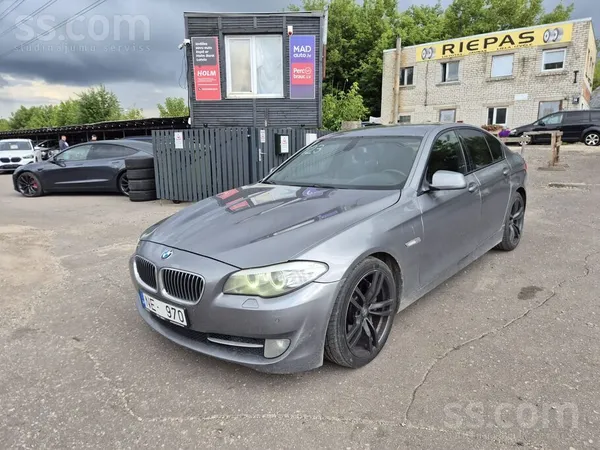 BMW BMW 530 3.0 dīzelis. 180kw