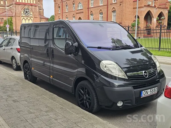 Opel Opel Vivaro Tour Edition, 2.5 dīzelis, 107kw, manu