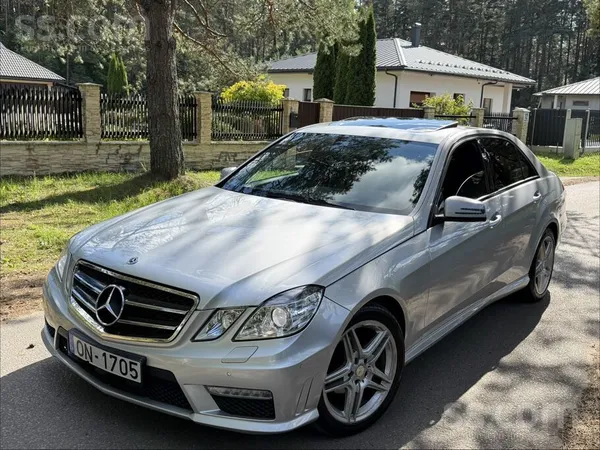 Mercedes Продаю Mercedes E200d 2009 года. Оригинальный проб