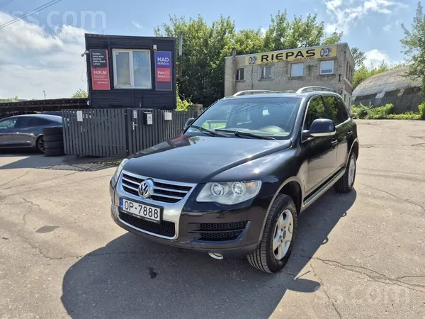 Volkswagen VW Touareg 3.0l dīzelis. 176kw 