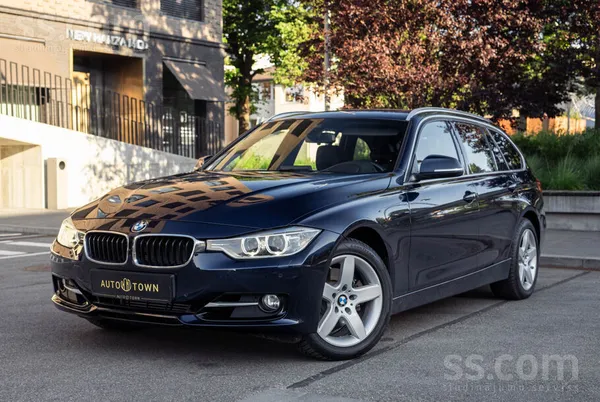 BMW BMW 330d xDrive Sport line/ Head up / Kamera / Ada