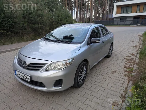 Toyota Toyota Corrola ar tikko izietu tehnisko apskati. E
