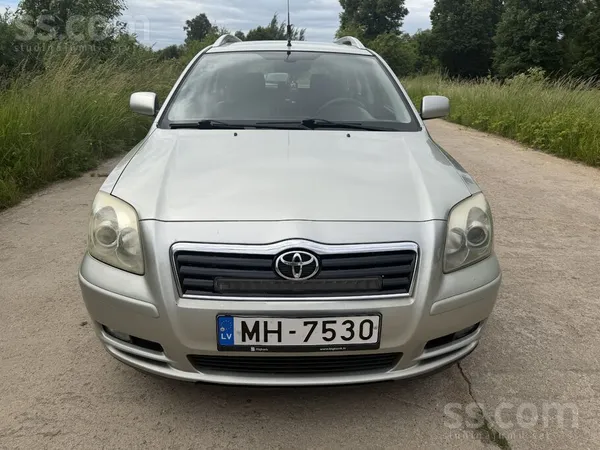 Toyota Pārdodu koptu auto, nesen izieta TA. 