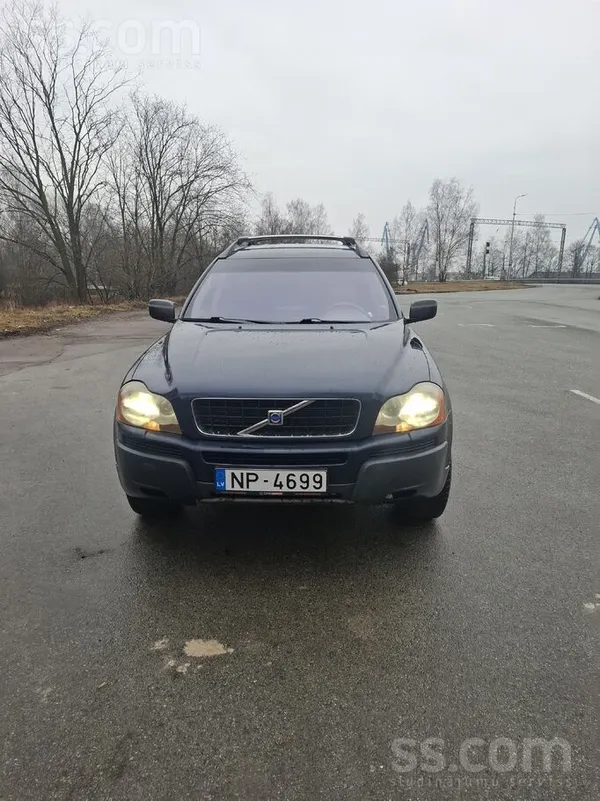 Volvo Продаётся Volvo Xc90, 2004 года. 