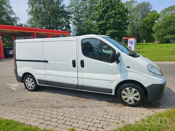 Open Vivaro, 2.0 diesel 66kw .Labā stāvoklī. Neliels nobraukums. Cena ar Pvn