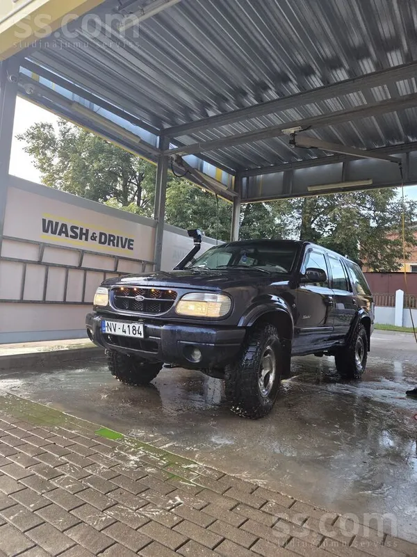 Ford Pārdodu 1999.gada Ford Explorer 4.0i ar gāzi. Pavi