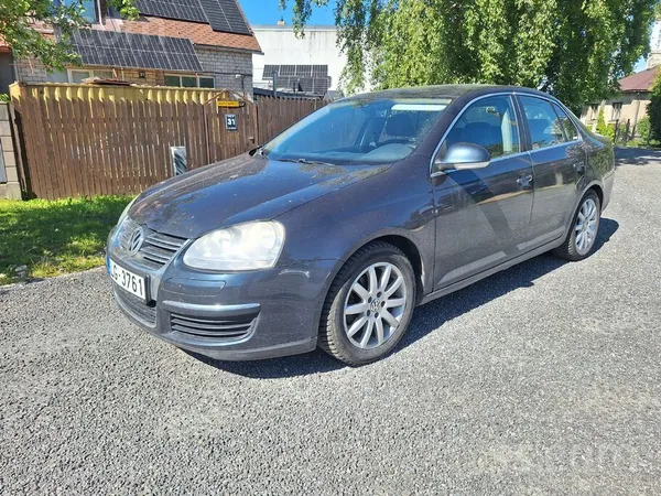 Volkswagen Pārdodu Vw Jetta ar 1.9tdi 77kw dzinēju un manuālo