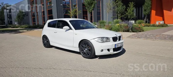BMW BMW E81 123D M-pack, Automats
