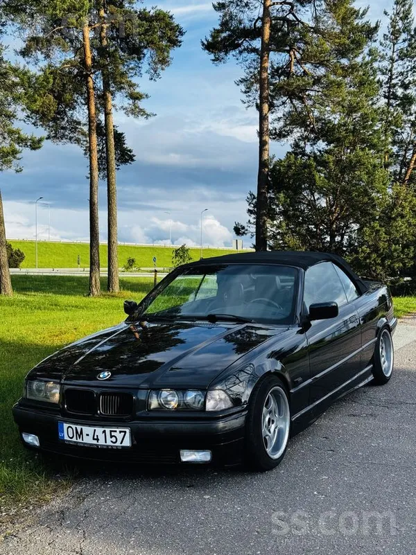 BMW Pārdod e36 cabrio