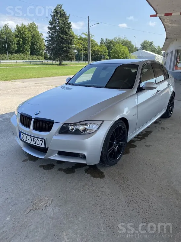 BMW Tirgoju bmw e90 318d ar orģinālo m pack. Auto nav 